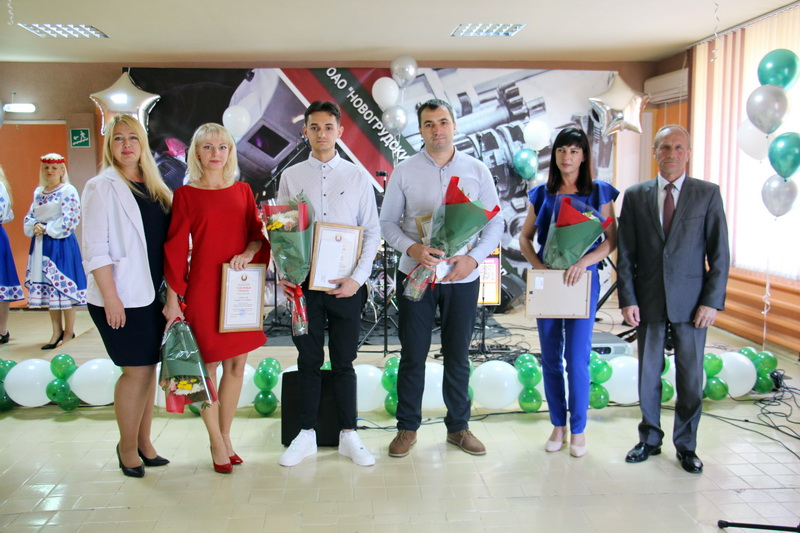 Поздравления с профессиональным праздником принимали работники Новогрудского завода металлоизделий