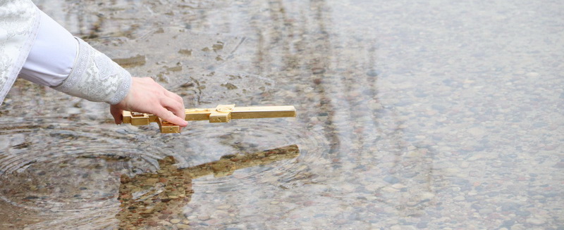 Крещенское окунание в водах озера Свитязь в этом году совершили 16 человек