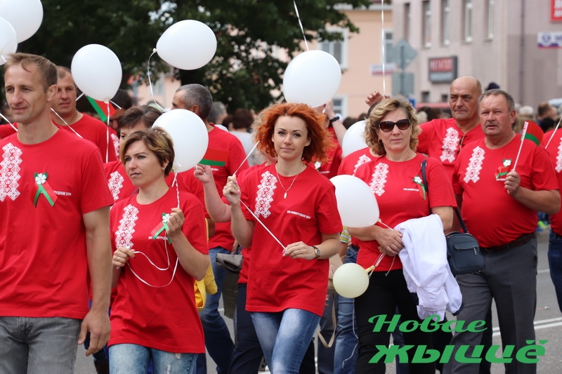 Празднование Дня Независимости и 75 летия освобождения Беларуси в Новогрудке (Видео)