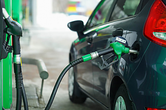 В Беларуси с 21 марта дешевеет автомобильное топливо