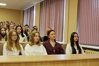 В Новогрудке состоялся открытый диалог с молодежью, приуроченный к 80-летию трагедии в Хатыни