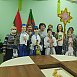 С любовью к ближнему. Учащиеся средней школы №3 и священники поздравили многодетные семьи с Рождеством