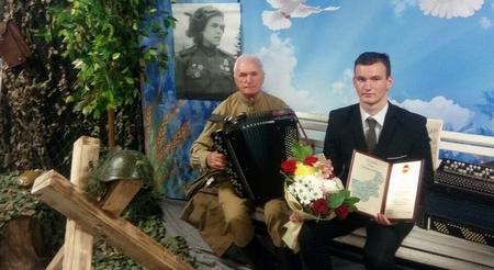 Учащийся Новогрудского аграрного колледжа Борис Пивень занесен на областную Доску почета