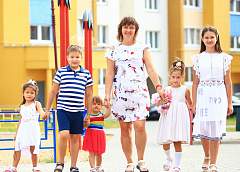 В Беларуси с 1 августа вырастут пособия на детей до трех лет