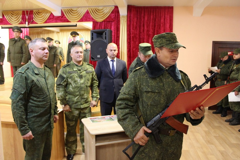 В Новогрудке военнообязанные запаса приняли военную присягу