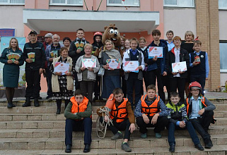 Познавательно-развлекательное мероприятие «Безопасность = мудрость» прошло на базе Вселюбского сельского Дома культуры