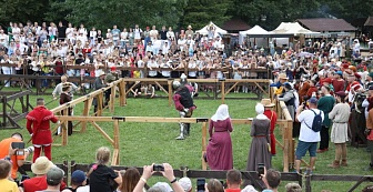 ФОТОФАКТ: Международный фестиваль средневековой культуры «Наш Грюнвальд»
