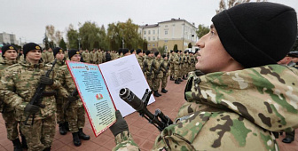 Более тысячи военнослужащих внутренних войск принесли присягу на верность своему народу