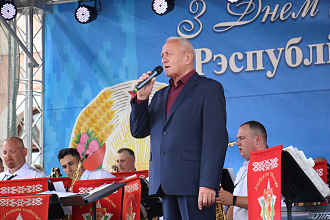 Выступление артистов заслуженного образцово-показательного оркестра Вооруженных Сил Республики Беларусь понравилось новогрудчанам