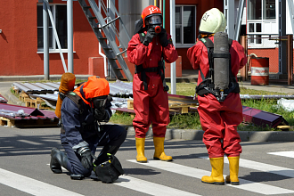Аммиачная угроза под контролем: новогрудские спасатели провели тактико-специальные учения  