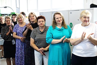 Работники ОАО «Большая Крыница» принимали поздравления в преддверии профессионального праздника на рабочих местах 