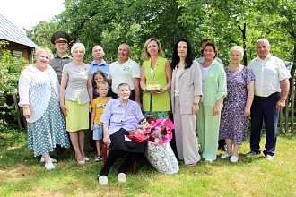 Поздравления со 100-летним юбилеем принимала узница Мария Владимировна Шейбак