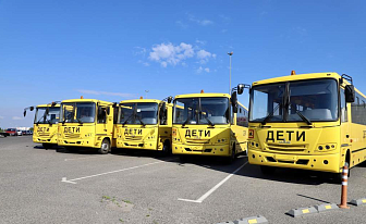 В Гродненской области закуплены 18 новых школьных автобусов. Они отправятся в каждый район