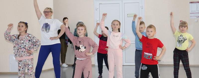 Праздник со вкусом детства. Ярко, весело, масштабно в Новогрудке отмечали День защиты детей 