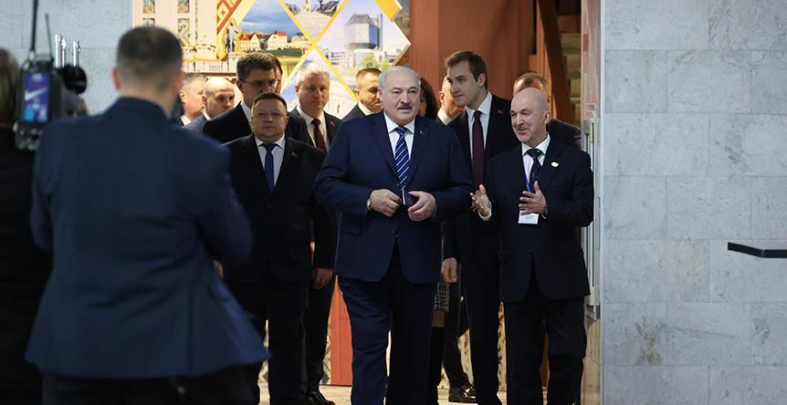 Александр Лукашенко ответил на вопрос, пойдет ли на следующие президентские выборы